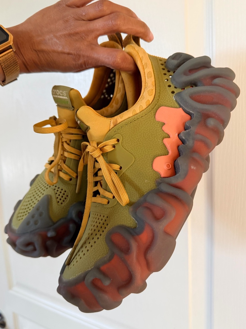 Salehe Bembury x Crocs Juniper “Tahini” Terrain Sneakers - Picture 4 of 15